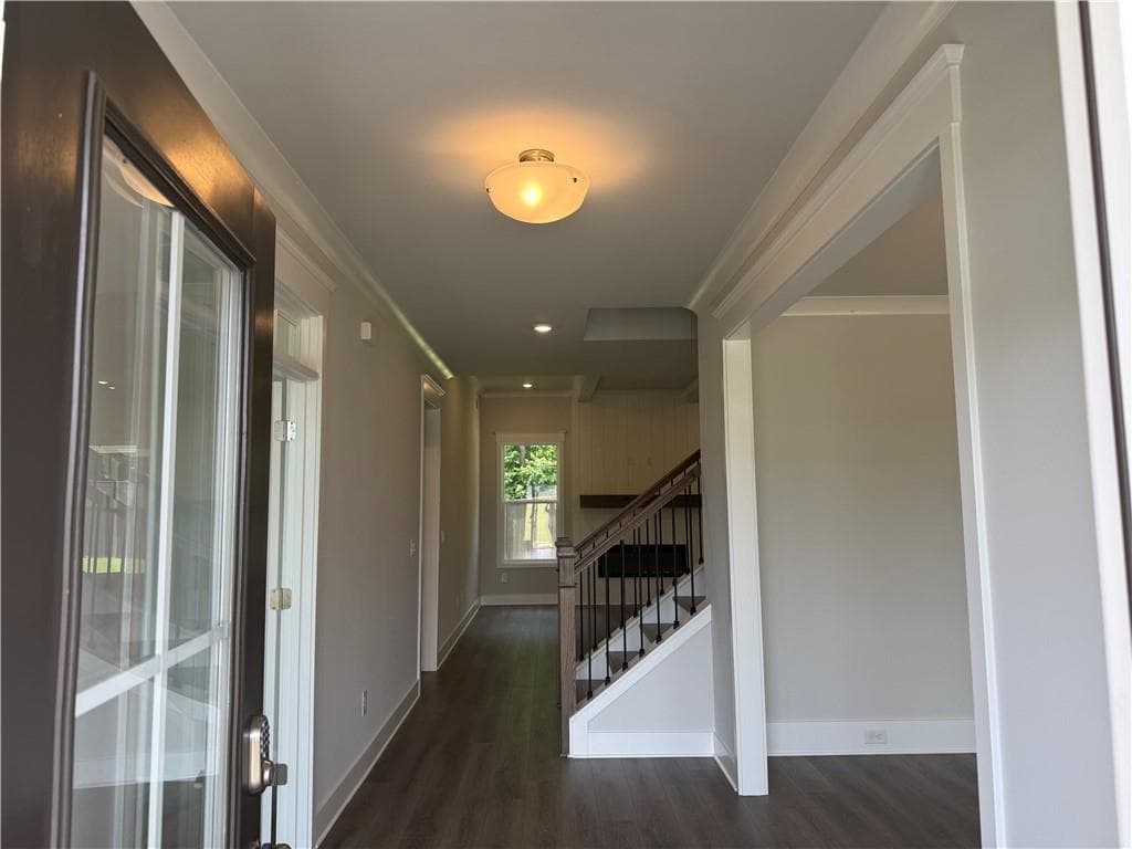 5 bedroom, 4 bathroom, 3,462 sq ft single family residence for sale at 548 Winding Rose Drive, Hoschton, GA 30548 — photo 3