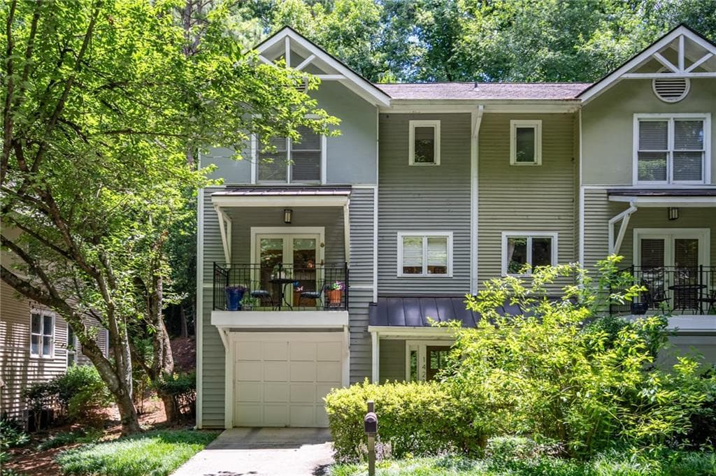2 bedroom, 3 bathroom, 1,628 sq ft townhouse for rent at 1421 Hillpine Lane, Atlanta, GA 30306 for $3,950 a month — photo 1 of 25