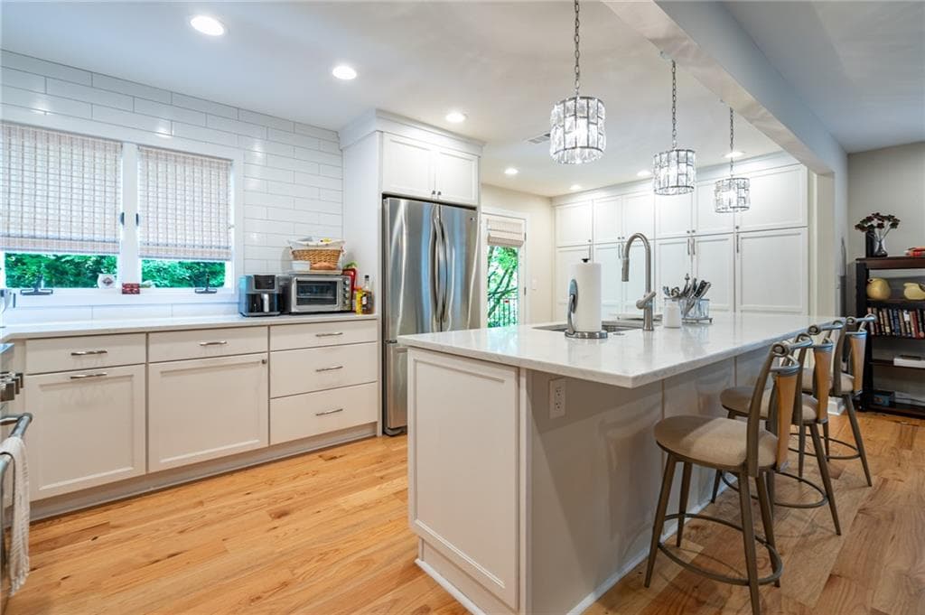 2 bedroom, 3 bathroom, 1,628 sq ft townhouse for rent at 1421 Hillpine Lane, Atlanta, GA 30306 for $3,950 a month — photo 9