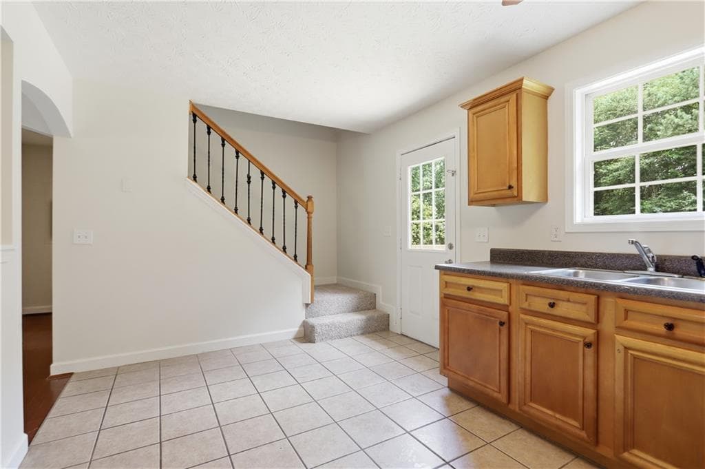 3 bedroom, 3 bathroom, 1,461 sq ft single family residence under contract at 345 Rainey Road, Temple, GA 30179 — photo 9