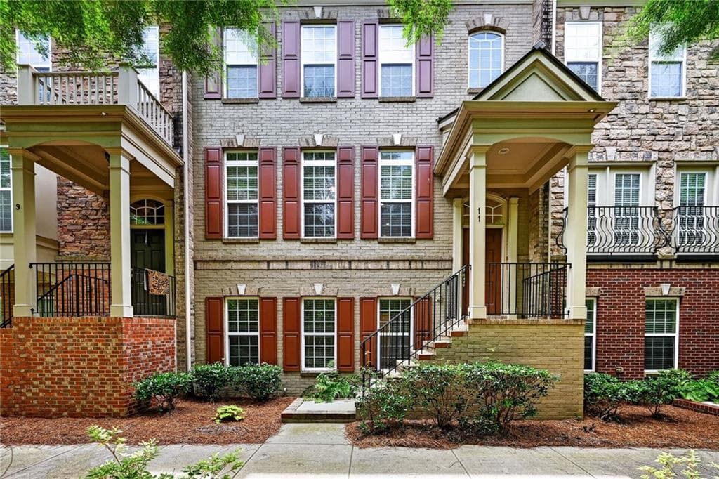 3 bedroom, 4 bathroom, 2,232 sq ft townhouse for sale at 11 High Gate Trail, Decatur, GA 30030