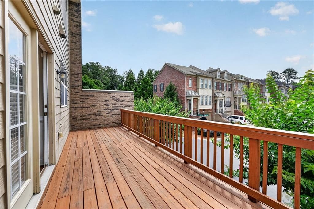 3 bedroom, 4 bathroom, 2,232 sq ft townhouse for sale at 11 High Gate Trail, Decatur, GA 30030 — photo 10