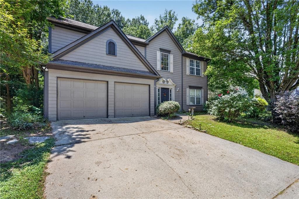 3 bedroom, 3 bathroom, 2,040 sq ft single family residence for sale at 855 Underhill Court, Buford, GA 30518 — photo 1 of 26