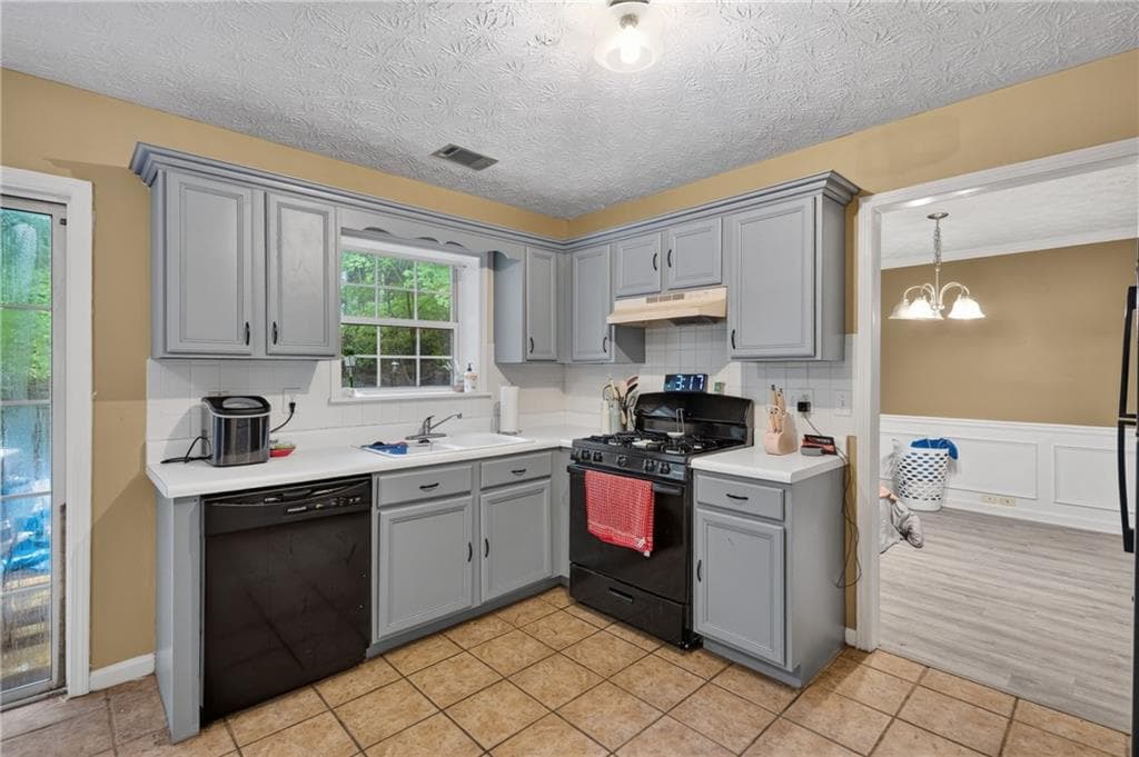 3 bedroom, 3 bathroom, 2,040 sq ft single family residence for sale at 855 Underhill Court, Buford, GA 30518 — photo 10