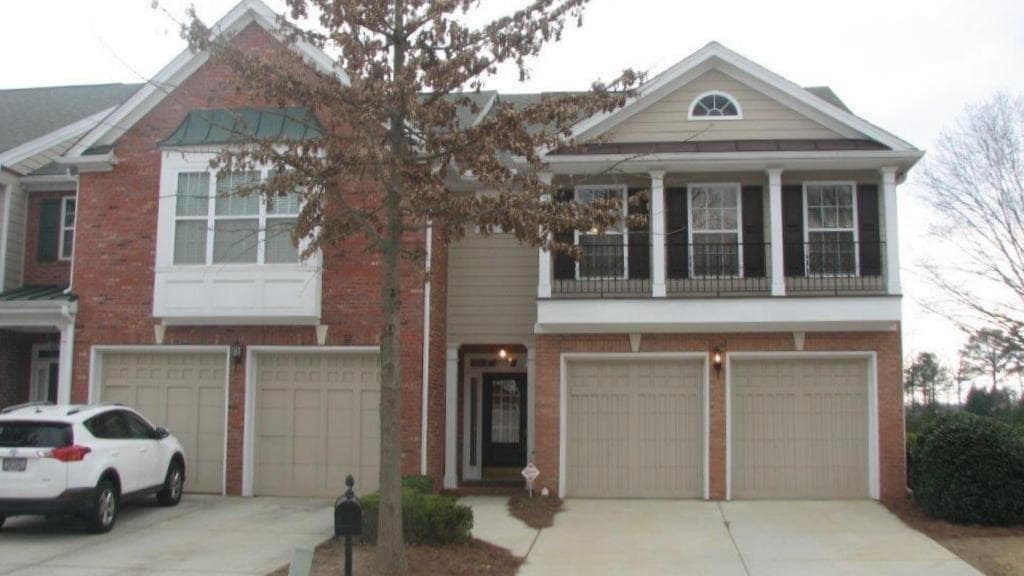 3 bedroom, 3 bathroom, 1,872 sq ft townhouse for rent at 2658 Gadsen Walk, Duluth, GA 30097 for $2,300 a month — photo 1 of 34