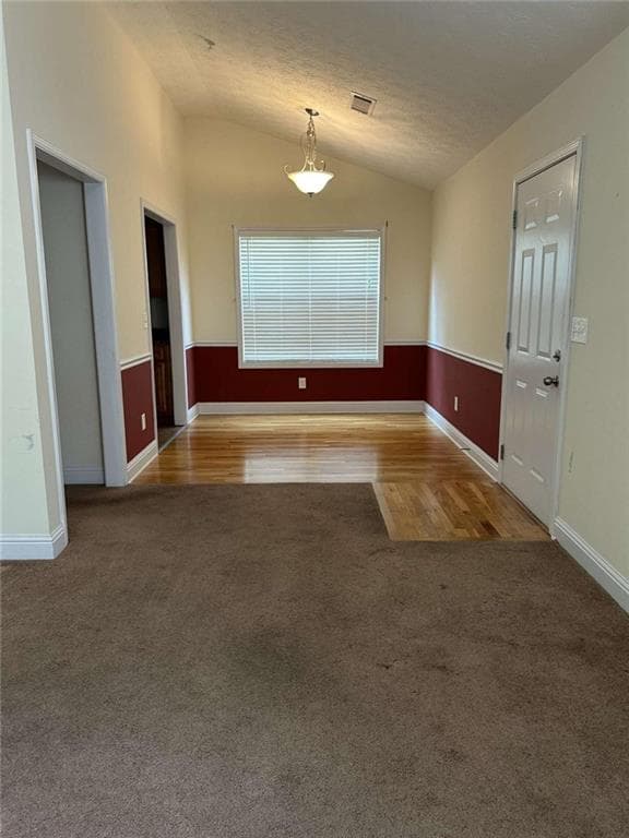 2 bedroom, 2 bathroom, 1,260 sq ft townhouse for sale at 1910 School House Lane, Temple, GA 30179 — photo 4