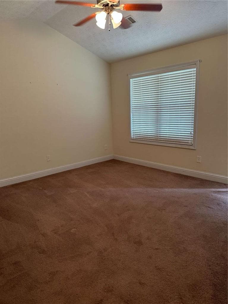 2 bedroom, 2 bathroom, 1,260 sq ft townhouse for sale at 1910 School House Lane, Temple, GA 30179 — photo 10