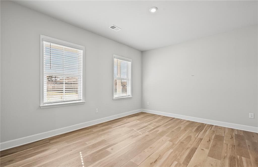5 bedroom, 3 bathroom, 2,956 sq ft single family residence under contract at 244 Delilah Street, Mcdonough, GA 30252 — photo 3