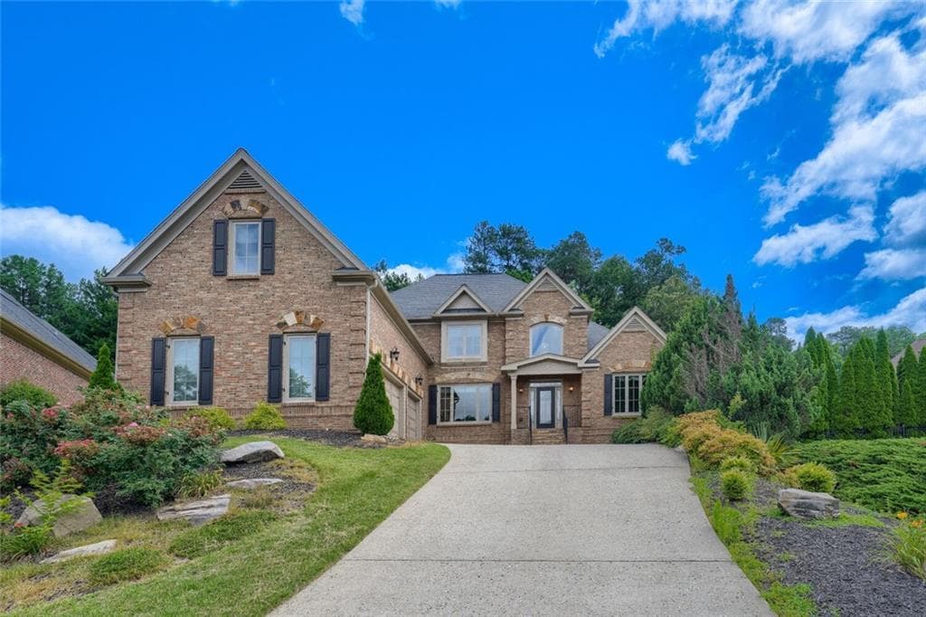 5 bedroom, 6 bathroom, 6,296 sq ft single family residence for sale at 2195 Enclave Mill Drive, Dacula, GA 30019 — photo 2