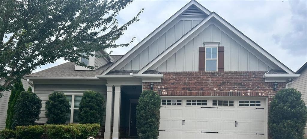 3 bedroom, 2 bathroom, 1,631 sq ft single family residence for sale at 4520 Sweetwater Drive, Gainesville, GA 30504 — photo 2