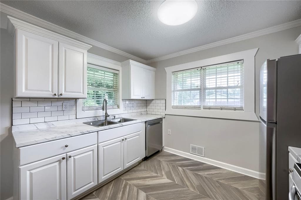 2 bedroom, 1 bathroom, 759 sq ft single family residence for sale at 1 North Avenue, Hampton, GA 30228 — photo 10