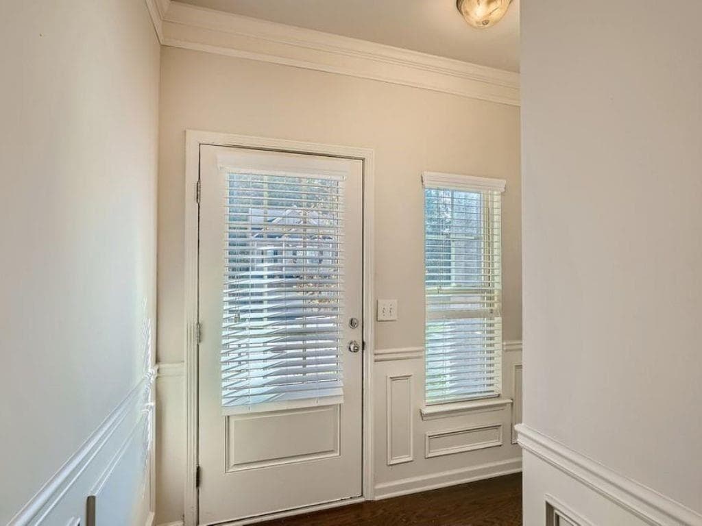 3 bedroom, 3 bathroom, 2,012 sq ft single family residence for rent at 3448 Woodward Down Trail, Buford, GA 30519 for $2,300 a month — photo 3