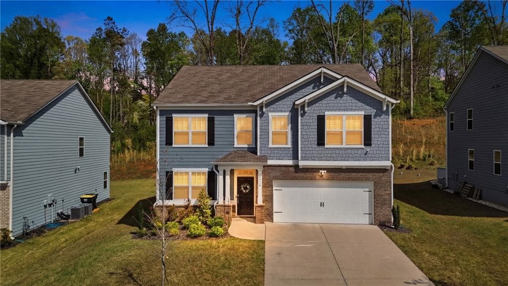 5 bedroom, 3 bathroom, 3,023 sq ft single family residence for rent at 4910 Bramblett Grove Place, Cumming, GA 30040 for $2,950 a month — photo 2