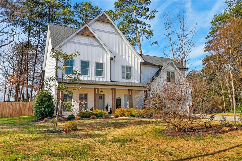 4 bedroom, 4 bathroom, 2,742 sq ft single family residence under contract at 2430 Rose Mill Court, Atlanta, GA 30311 — photo 4