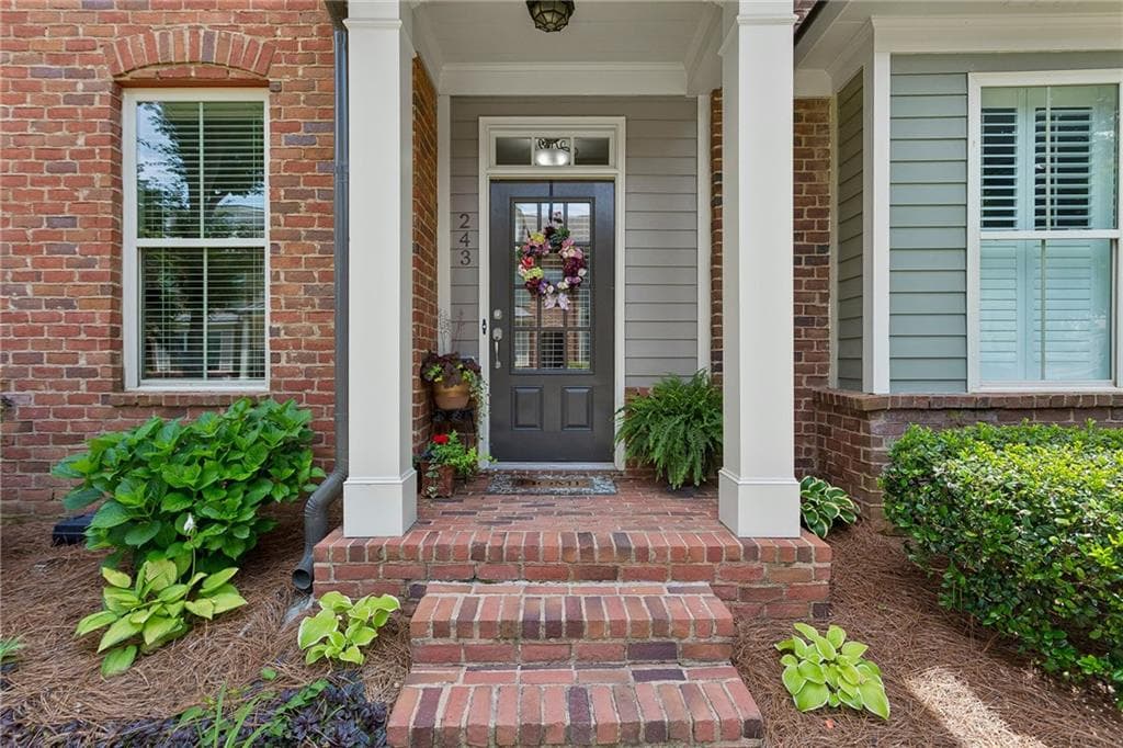 2 bedroom, 3 bathroom, 1,682 sq ft townhouse for sale at 243 S Village Square, Canton, GA 30115 — photo 2