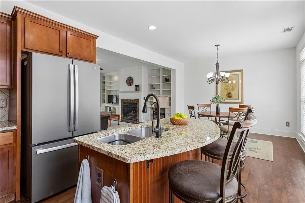 2 bedroom, 3 bathroom, 1,682 sq ft townhouse for sale at 243 S Village Square, Canton, GA 30115 — photo 8