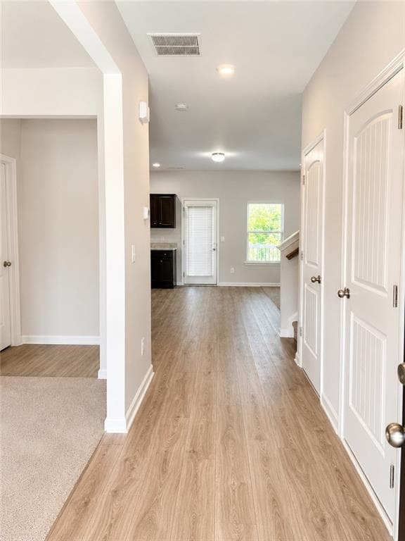 4 bedroom, 3 bathroom, 2,187 sq ft single family residence for sale at 29 Hilda Court, Commerce, GA 30529 — photo 2