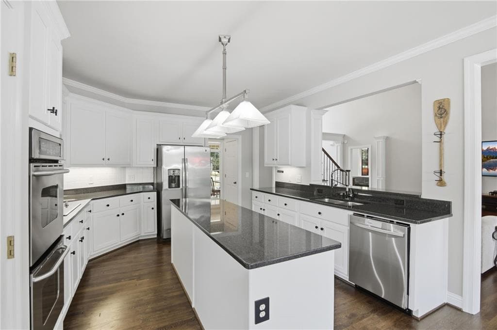 5 bedroom, 4 bathroom, 3,005 sq ft single family residence for sale at 3663 Walden Lane, Acworth, GA 30102 — photo 3