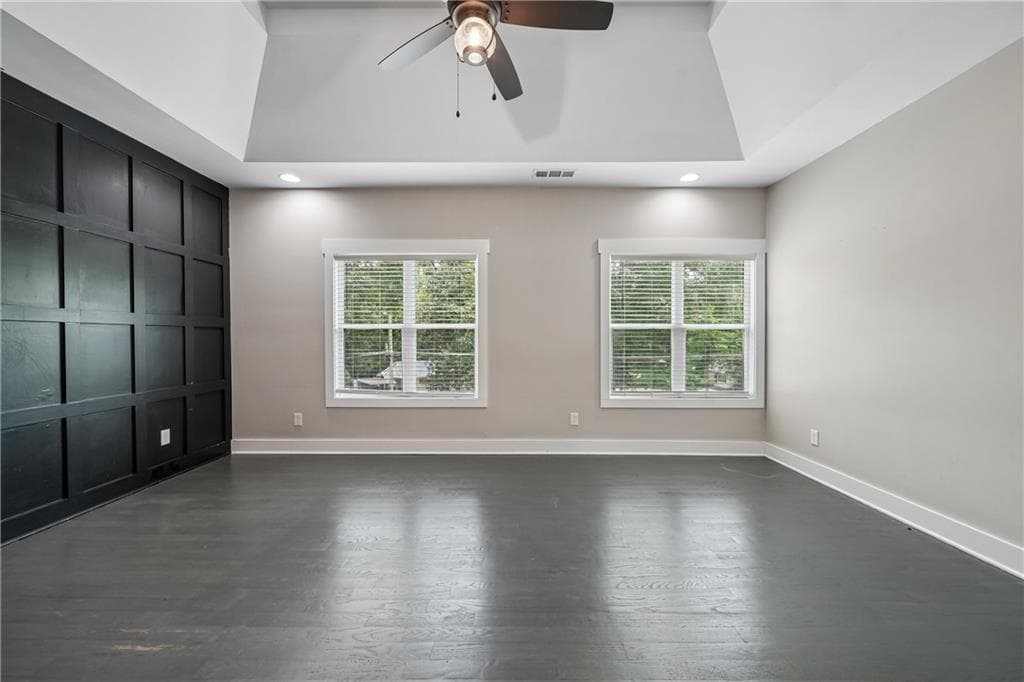 4 bedroom, 4 bathroom, 2,694 sq ft single family residence under contract at 1955 Meadow Lane, Decatur, GA 30032 — photo 4