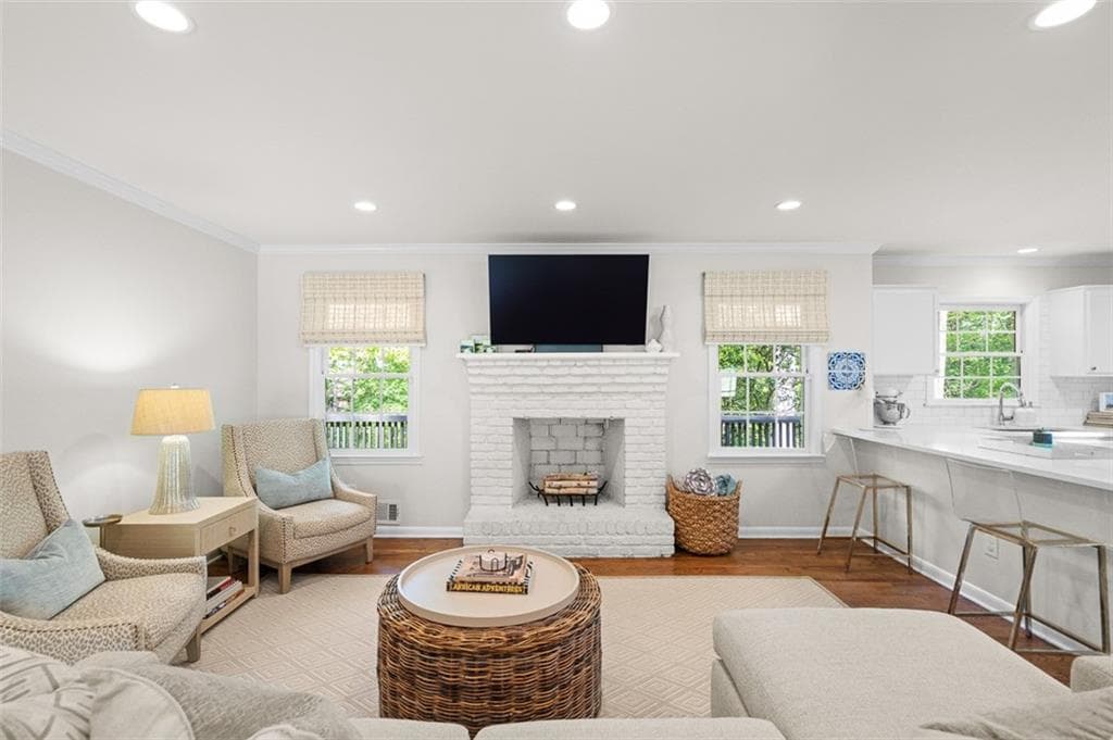 4 bedroom, 3 bathroom, 2,686 sq ft single family residence for sale at 2125 Briarwillow Drive, Atlanta, GA 30345 — photo 3