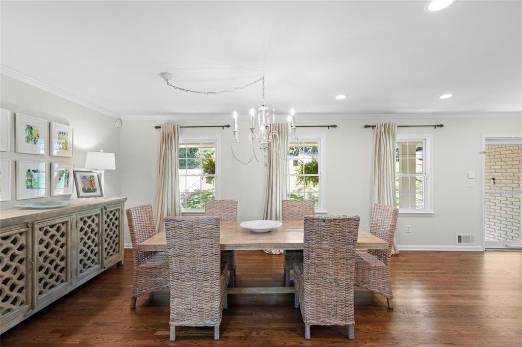 4 bedroom, 3 bathroom, 2,686 sq ft single family residence for sale at 2125 Briarwillow Drive, Atlanta, GA 30345 — photo 7