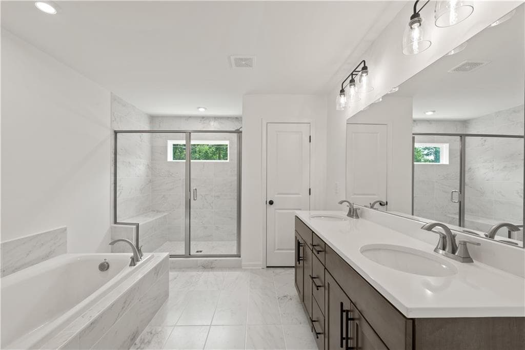 3 bedroom, 3 bathroom, 2,035 sq ft single family residence under contract at 5744 Tillman Way, Powder Springs, GA 30127 — photo 7