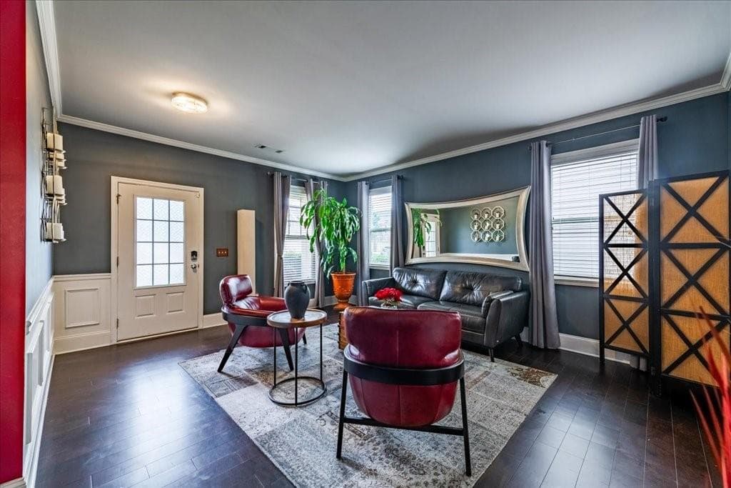 5 bedroom, 4 bathroom, 3,365 sq ft single family residence under contract at 7306 Parkland Bend, Fairburn, GA 30213 — photo 6