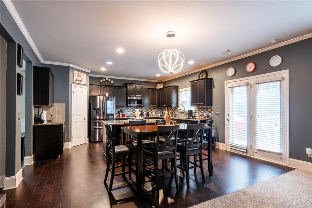 5 bedroom, 4 bathroom, 3,365 sq ft single family residence under contract at 7306 Parkland Bend, Fairburn, GA 30213 — photo 10