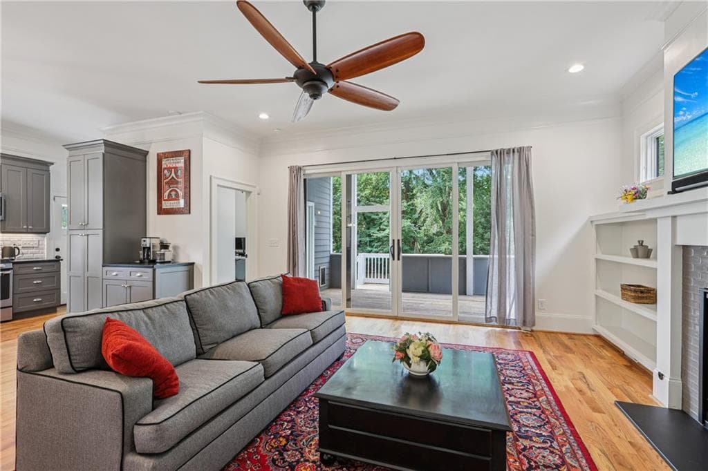 4 bedroom, 3 bathroom, 2,460 sq ft single family residence for sale at 2875 Joyce Avenue, Decatur, GA 30032 — photo 10