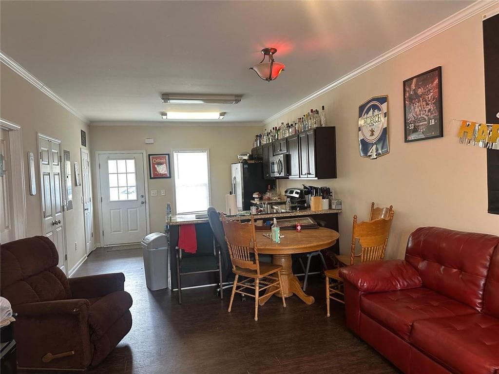 3 bedroom, 4 bathroom, 1,728 sq ft single family residence for rent at 194 Strickland Avenue, Athens, GA 30601 for $1,950 a month — photo 6
