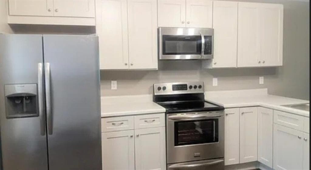 4 bedroom, 5 bathroom, 1,784 sq ft single family residence for rent at 184 Strickland Avenue, Athens, GA 30601 for $2,600 a month — photo 2