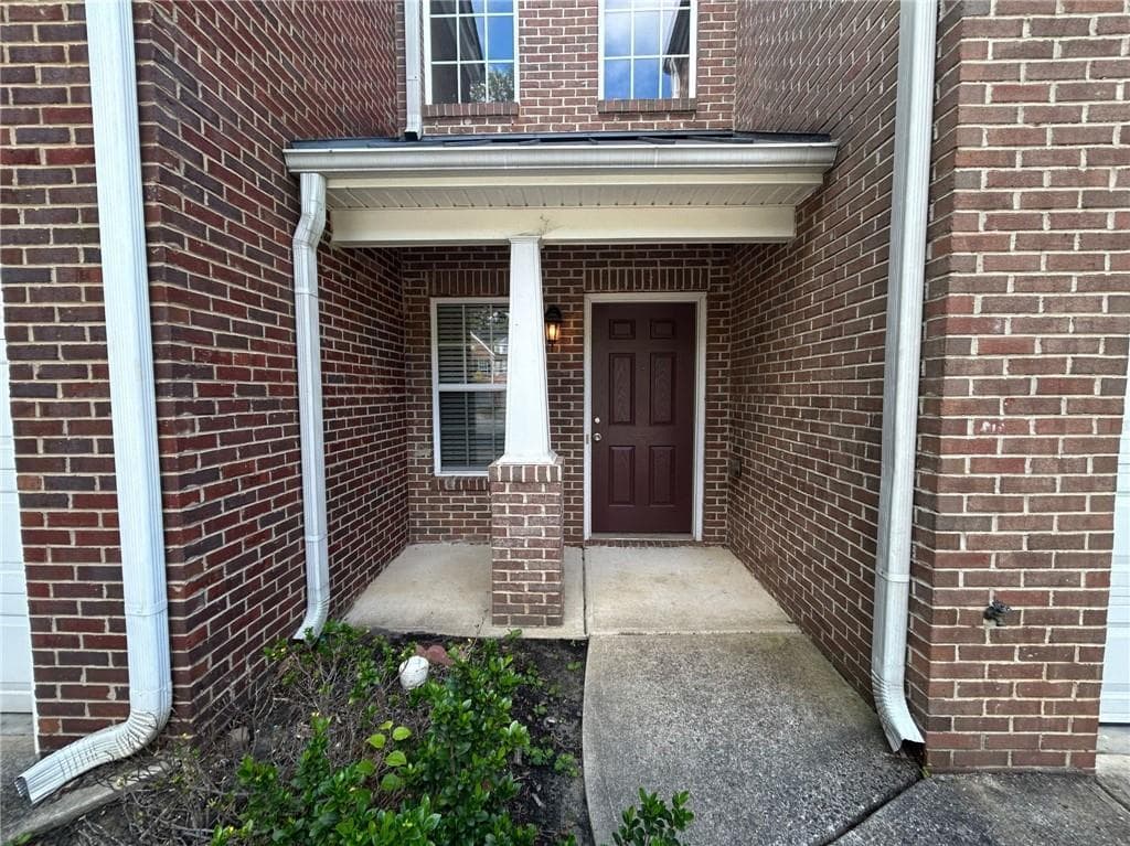3 bedroom, 3 bathroom, 1,603 sq ft townhouse for rent at 3233 Glenloch Place, Lawrenceville, GA 30044 for $2,000 a month — photo 2