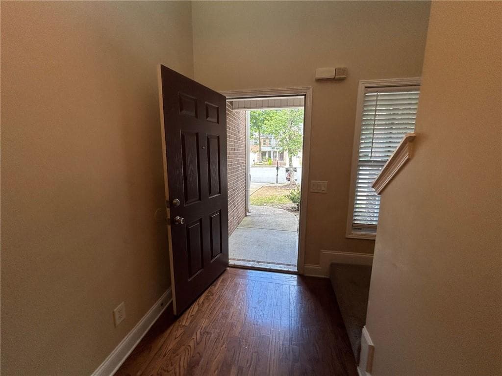 3 bedroom, 3 bathroom, 1,603 sq ft townhouse for rent at 3233 Glenloch Place, Lawrenceville, GA 30044 for $2,000 a month — photo 5