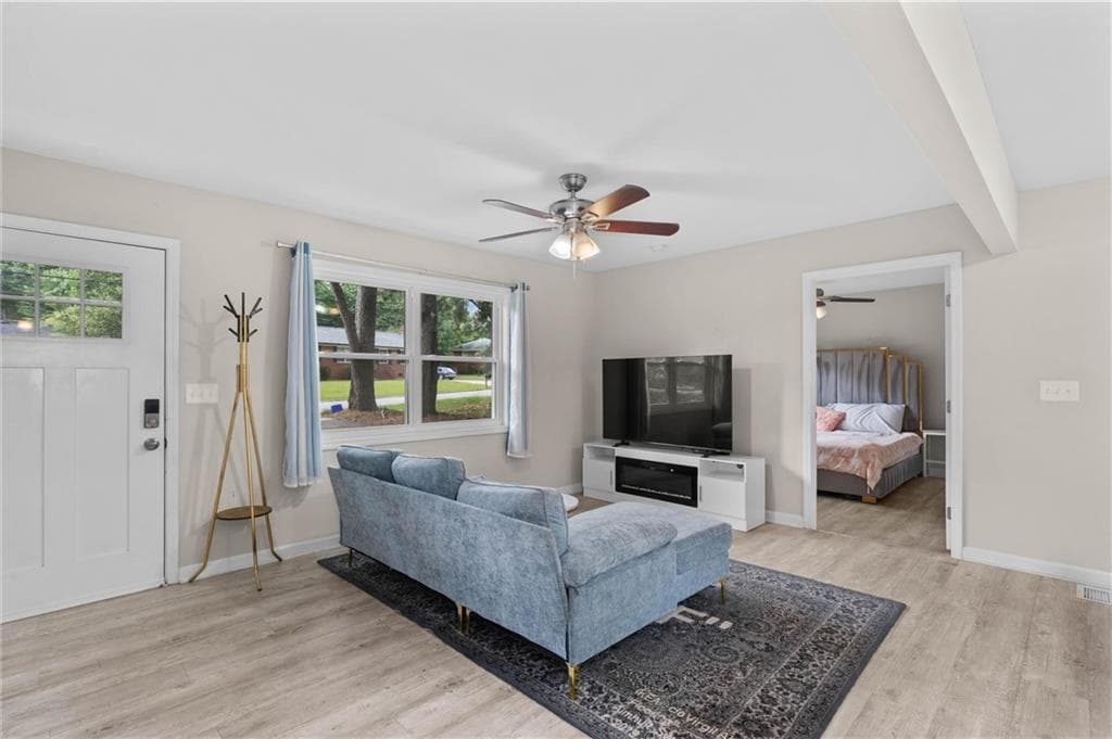 3 bedroom, 2 bathroom, 1,152 sq ft single family residence for sale at 551 Floyd Drive, Smyrna, GA 30082 — photo 7