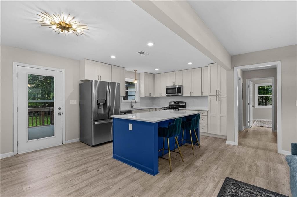3 bedroom, 2 bathroom, 1,152 sq ft single family residence for sale at 551 Floyd Drive, Smyrna, GA 30082 — photo 9