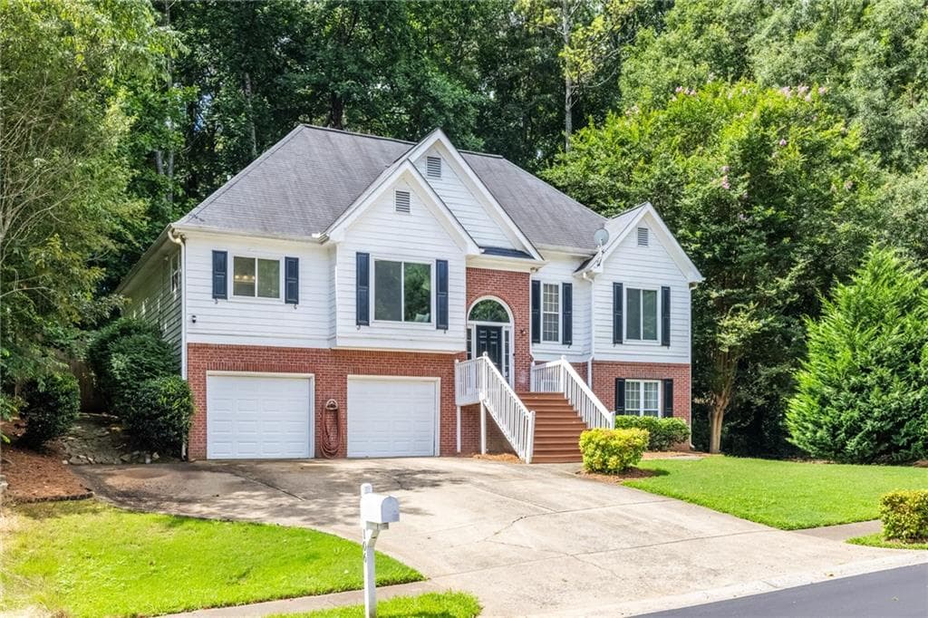 4 bedroom, 3 bathroom, 2,320 sq ft single family residence under contract at 106 Hearthstone Drive, Woodstock, GA 30189