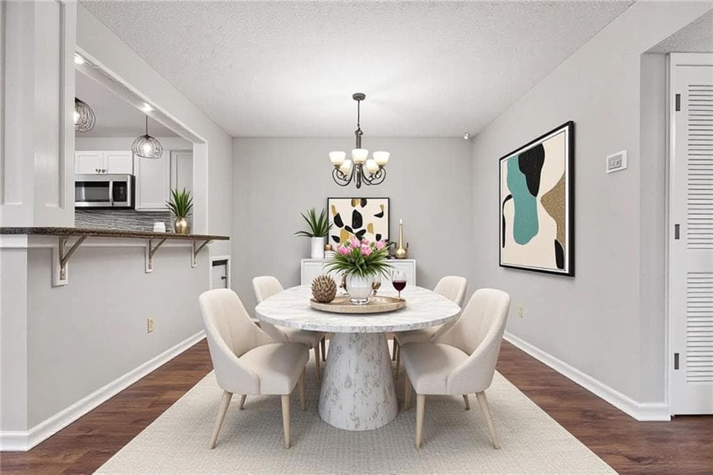 2 bedroom, 1 bathroom, 1,126 sq ft condominium under contract at 616 Wynnes Ridge Circle, Marietta, GA 30067 — photo 9
