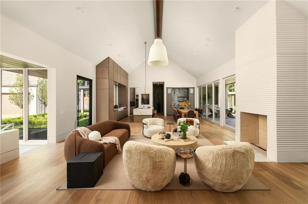 5 bedroom, 6 bathroom, 5,126 sq ft single family residence for sale at 3 Sardis Trail, Chattahoochee Hills, GA 30268 — photo 4