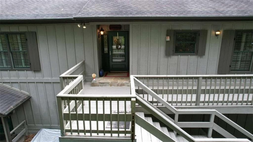 4 bedroom, 3 bathroom, 3,526 sq ft single family residence for sale at 434 Sunset Court, Jasper, GA 30143 — photo 2