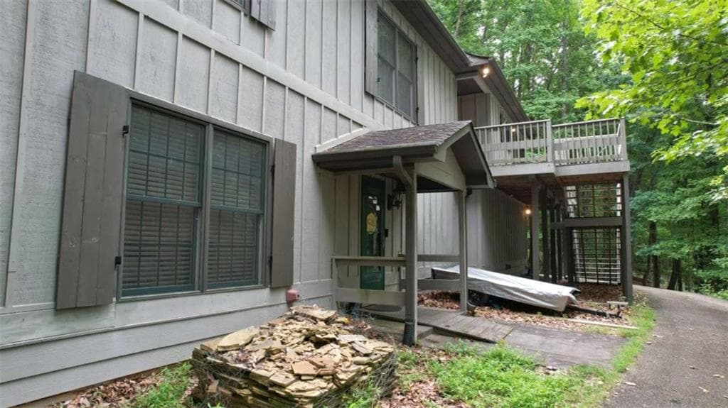 4 bedroom, 3 bathroom, 3,526 sq ft single family residence for sale at 434 Sunset Court, Jasper, GA 30143 — photo 4