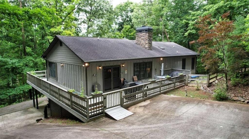 4 bedroom, 3 bathroom, 3,526 sq ft single family residence for sale at 434 Sunset Court, Jasper, GA 30143 — photo 5