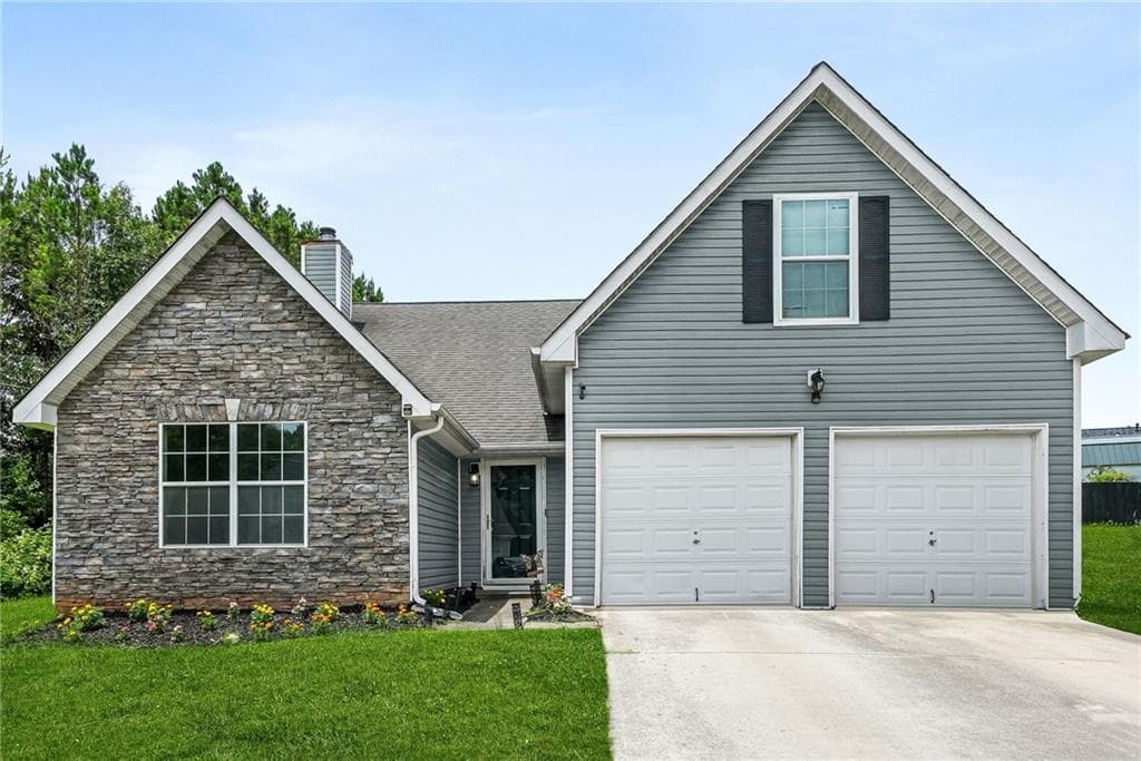4 bedroom, 2 bathroom, 2,210 sq ft single family residence sold at 6294 Lamp Post Place, Atlanta, GA 30349