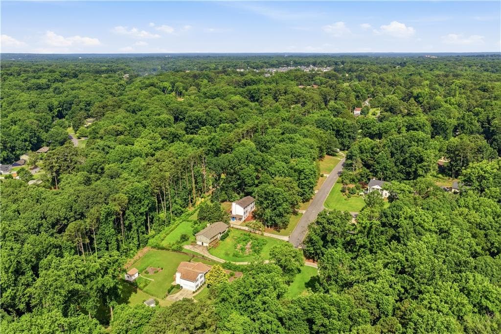 4 bedroom, 4 bathroom, 3,766 sq ft single family residence for sale at 305 Saint Patrick Drive, Mableton, GA 30126 — photo 4