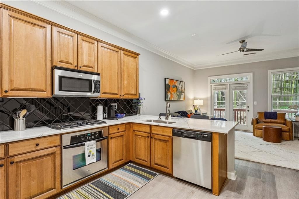3 bedroom, 4 bathroom, 2,283 sq ft townhouse for sale at 1972 Cobblestone Circle, Atlanta, GA 30319 — photo 4