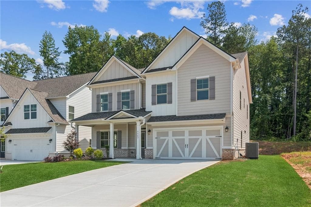 4 bedroom, 3 bathroom, 3,094 sq ft single family residence for sale at 5557 Keswick Drive, Flowery Branch, GA 30542 — photo 2