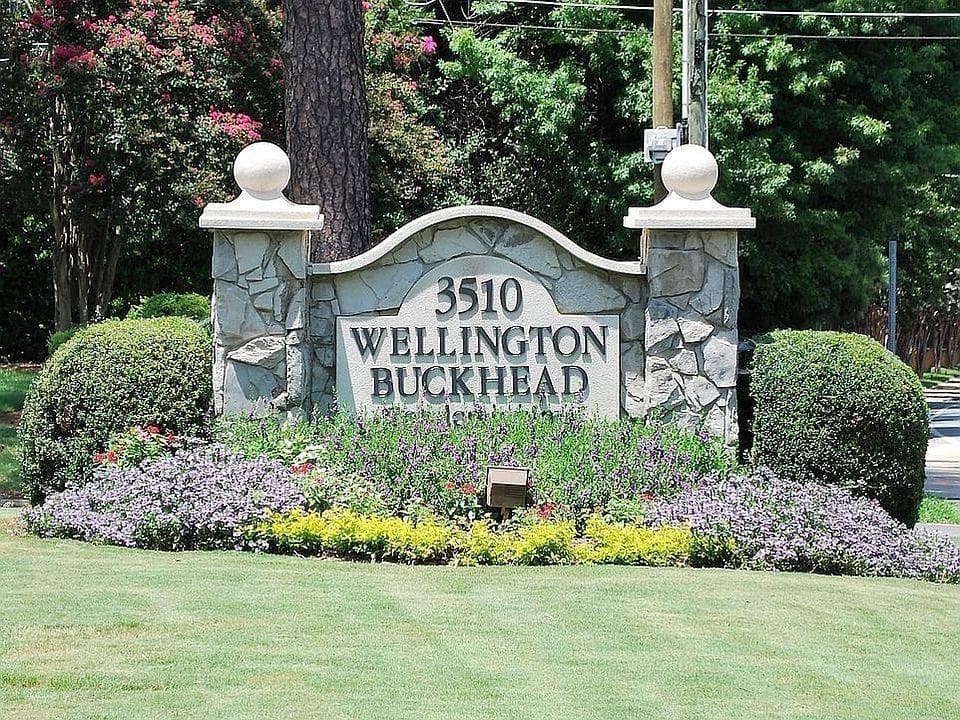 2 bedroom, 2 bathroom, 1,000 sq ft condominium under contract at 3510 Roswell Road H1, Atlanta, GA 30326 — photo 2