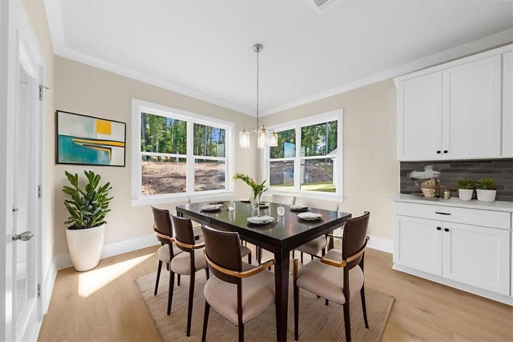 4 bedroom, 3 bathroom, 2,622 sq ft single family residence for sale at 5582 Overview Drive, Flowery Branch, GA 30542 — photo 6