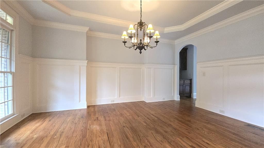 5 bedroom, 5 bathroom, 5,473 sq ft single family residence for sale at 3540 Falls Branch Court, Buford, GA 30519 — photo 7