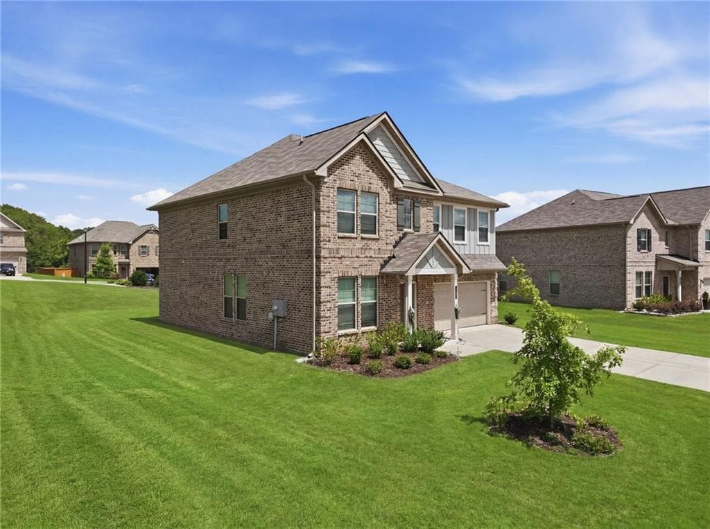 4 bedroom, 3 bathroom, 2,726 sq ft single family residence under contract at 417 Sawmill Trace, Hampton, GA 30228 — photo 3