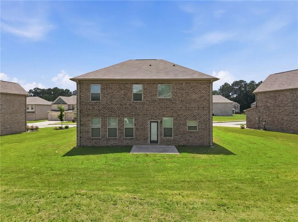 4 bedroom, 3 bathroom, 2,726 sq ft single family residence under contract at 417 Sawmill Trace, Hampton, GA 30228 — photo 8